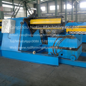 Hydraulic uncoiler with loading car